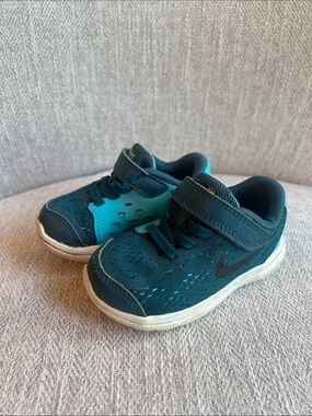 Nike Baby Teal and Aqua Velcro Athletic Sneakers